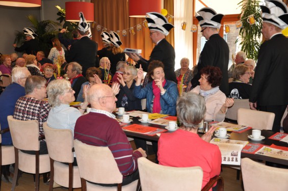 022_34-1302seniorenboerenbruiloft.jpg
