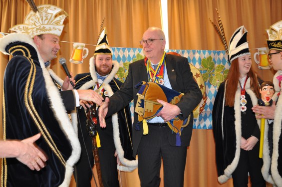101_34-1302seniorenboerenbruiloft.jpg