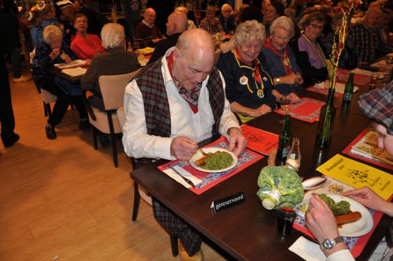 184_34-1302seniorenboerenbruiloft.jpg