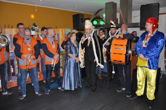 125_35-1302slotbal.jpg