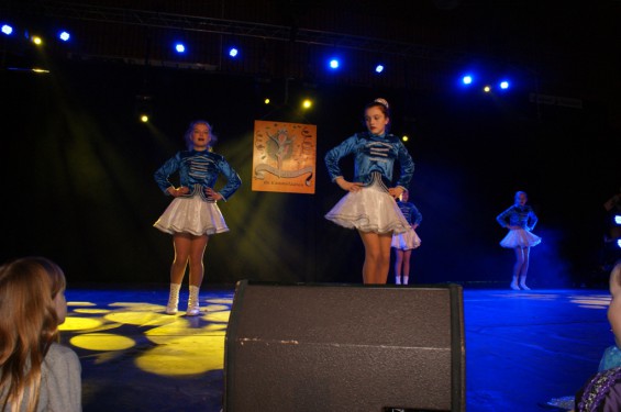 58_1401dansmariekenwhout.jpg