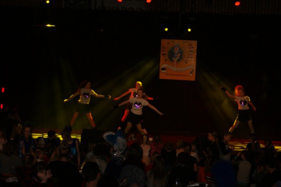 76_1401dansmariekenwhout.jpg