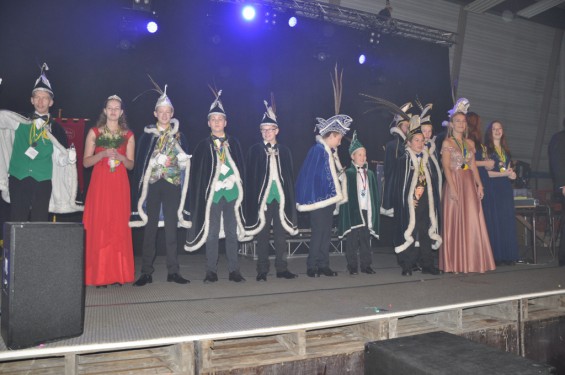 031-2601jeugdprinsenbal19.jpg