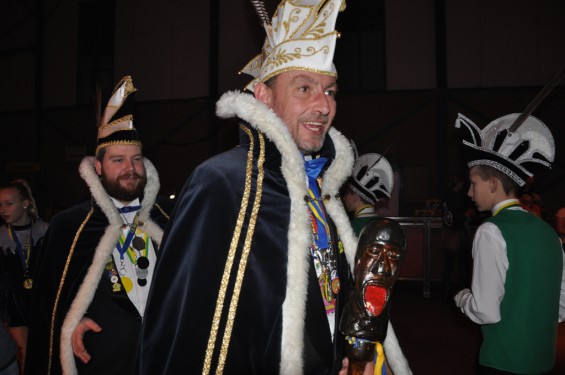 049-2601jeugdprinsenbal19.jpg