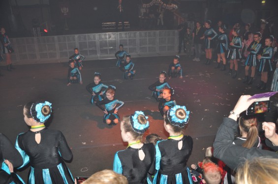 090-2601jeugdprinsenbal19.jpg