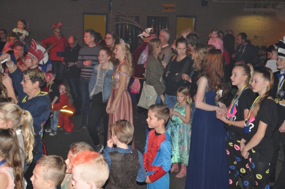 119-2601jeugdprinsenbal19.jpg