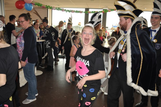 123_2302jeugdmiddagengel.jpg