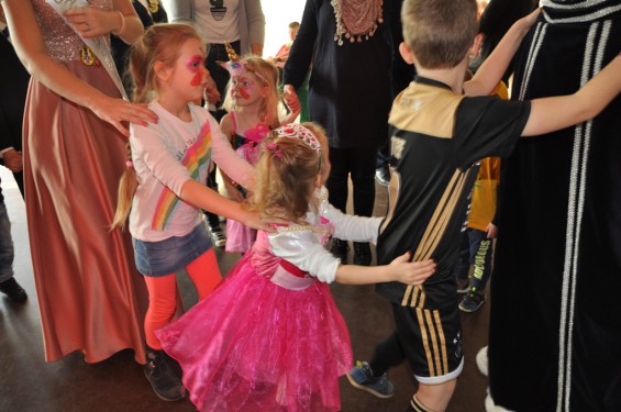 125_2302jeugdmiddagengel.jpg