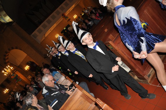 08_15-2302carnavalsmis.jpg