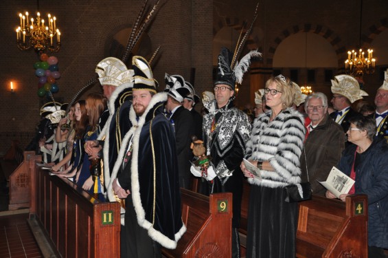 26_15-2302carnavalsmis.jpg