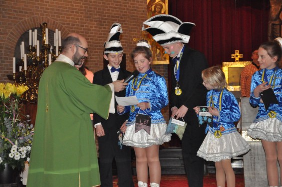 55_15-2302carnavalsmis.jpg