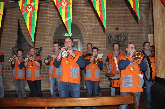 72_15-2302carnavalsmis.jpg