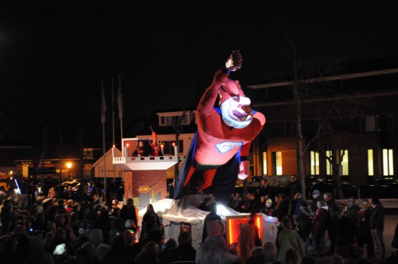 008_18-0103cerlichteoptocht.jpg
