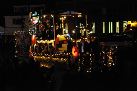 013_18-0103cerlichteoptocht.jpg