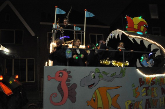 100_18-0103cerlichteoptocht.jpg