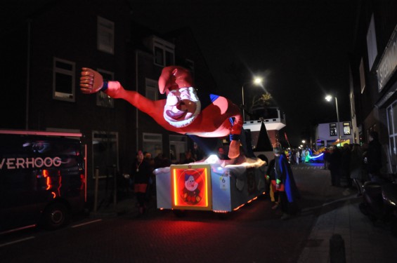 120_18-0103cerlichteoptocht.jpg