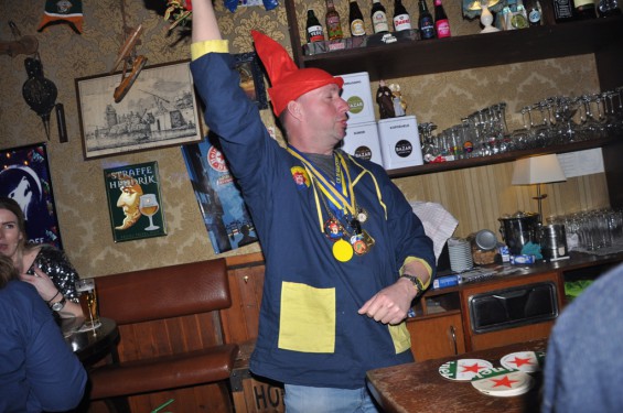 049_22-0203cafezaak.jpg