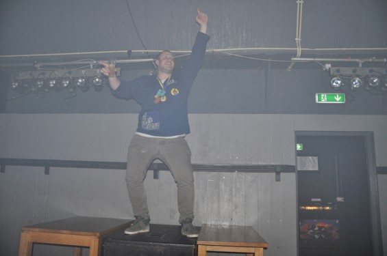 110_22-0203cafezaak.jpg