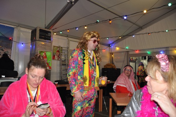 21_23-0303fruhshoppen.jpg
