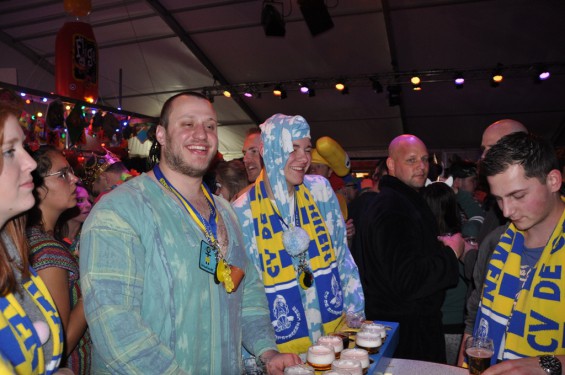 30_23-0303fruhshoppen.jpg