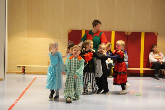 60_27-0503scholenbezoek.jpg