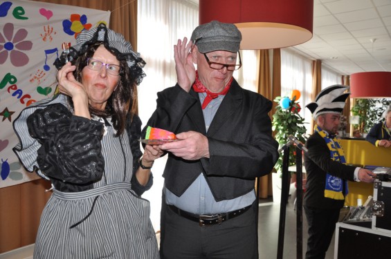 054_28-0503seniorenboerenbruiloft.jpg
