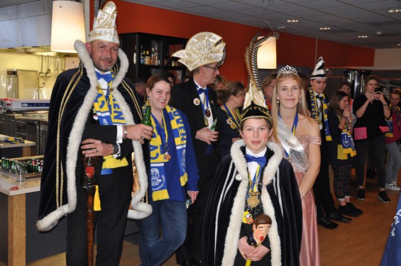 095_28-0503seniorenboerenbruiloft.jpg