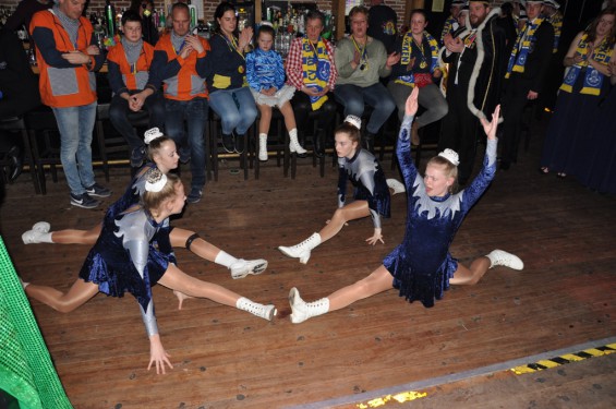 048_29-0503slotbal.jpg