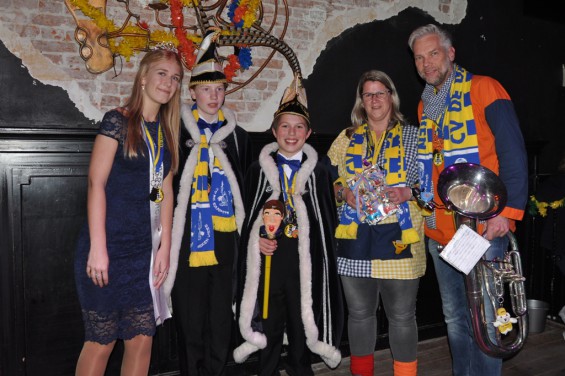 057_29-0503slotbal.jpg
