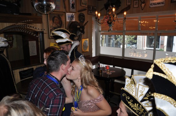 011_1811kennismaken.jpg