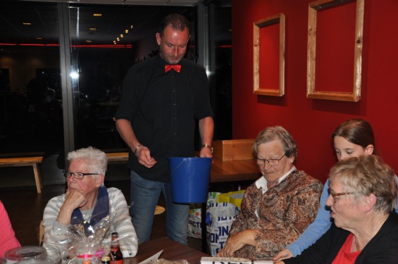 77_1204bingo.jpg