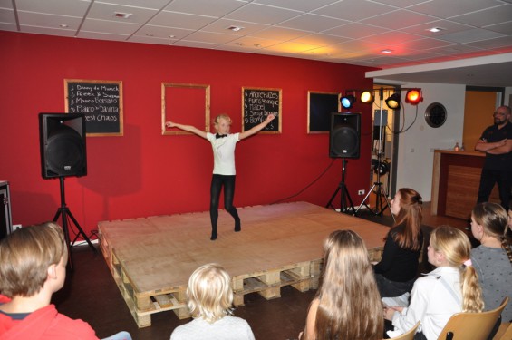 024_31-1210playbackshow.jpg