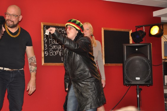 071_31-1210playbackshow.jpg