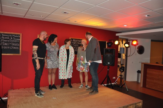 079_31-1210playbackshow.jpg