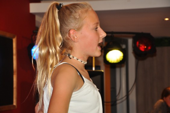 093_31-1210playbackshow.jpg