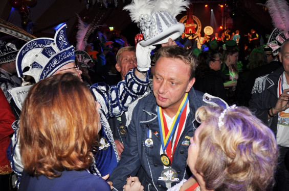 52_4-2311cascarvieten.jpg