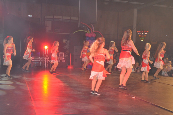 45_1201dansmarieke.jpg
