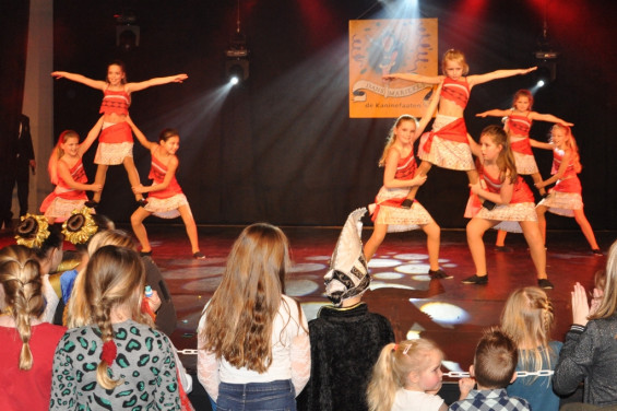 50_1201dansmarieke.jpg