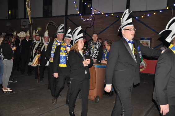 051_12-2401prinsenbal.jpg