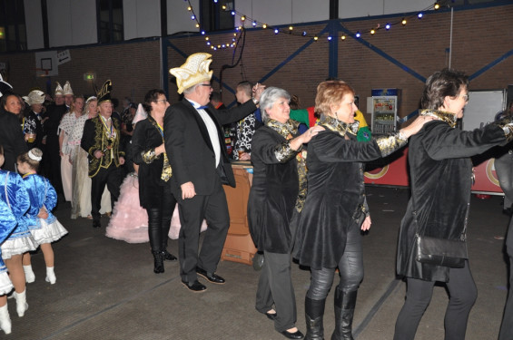 055_12-2401prinsenbal.jpg