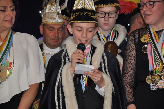 081_12-2401prinsenbal.jpg