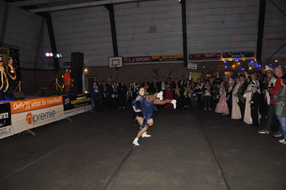099_12-2401prinsenbal.jpg