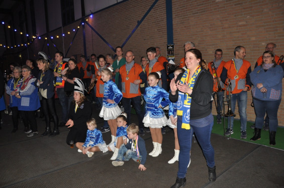 102_12-2401prinsenbal.jpg