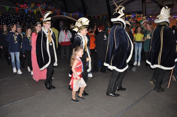 056_13-2501jeugdprinsenbal.jpg
