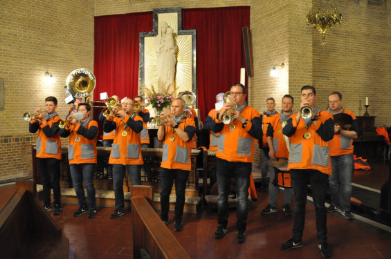27_19-1502kerkdienst.jpg