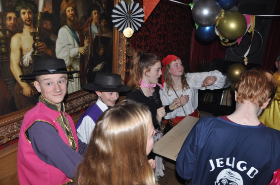 022_20-1502gypsyfeestengel.jpg