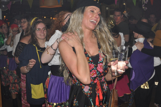 030_20-1502gypsyfeestengel.jpg