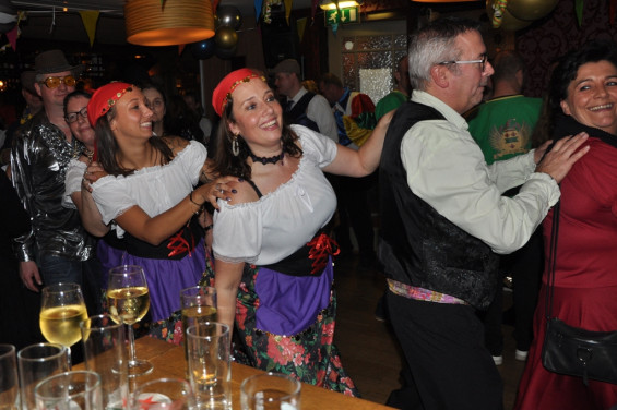 057_20-1502gypsyfeestengel.jpg