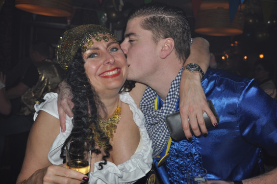 090_20-1502gypsyfeestengel.jpg