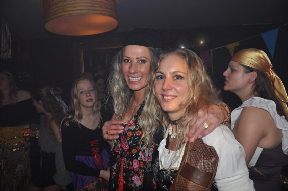 117_20-1502gypsyfeestengel.jpg